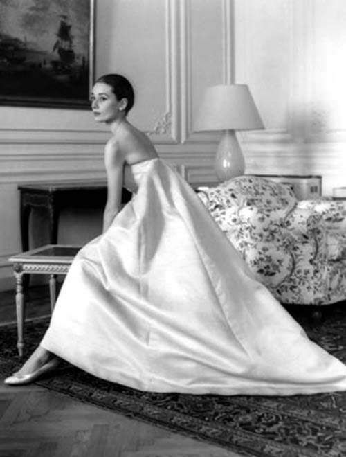 Audrey Hepburn - Chic, Style With An Elegant Fashion Flare