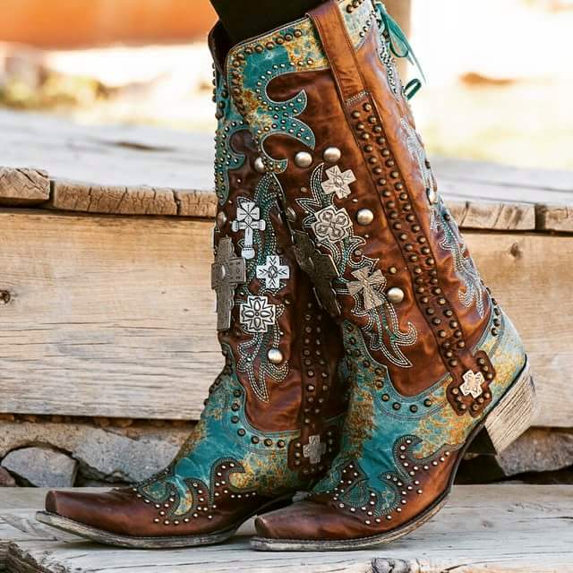 Cowboy Boots For Women - 5 Must Have Brands
