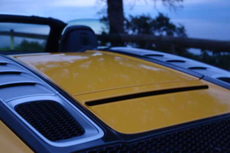 audi-r8-spyder-v10-gracie-opulanza-knight-rider-2
